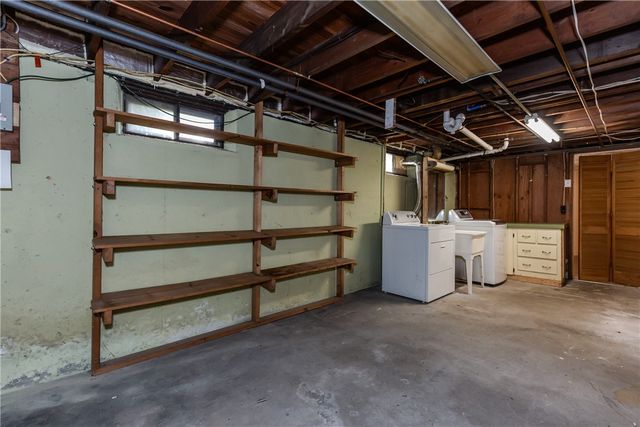 6 Restwood Road, Cranston, RI 02920
