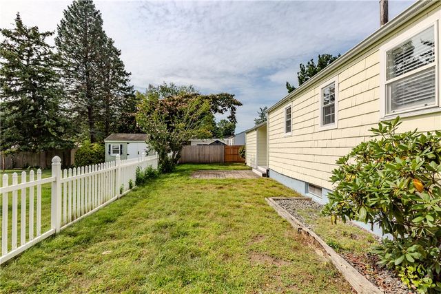 6 Restwood Road, Cranston, RI 02920