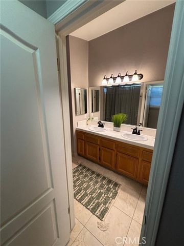 8400 Winlock, Bakersfield, CA 93312