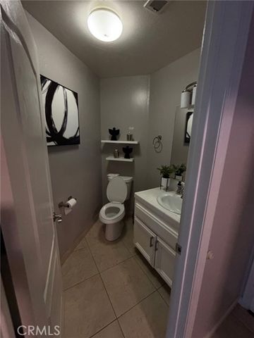 8400 Winlock, Bakersfield, CA 93312