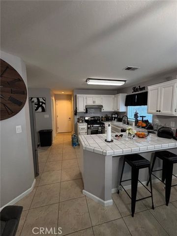 8400 Winlock, Bakersfield, CA 93312