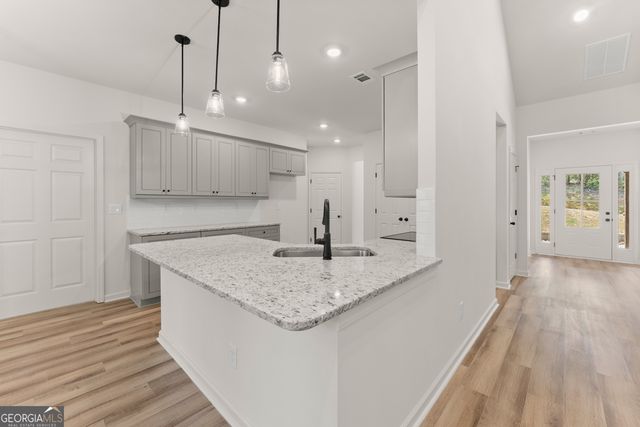 148 Chimney Ridge, Cleveland, GA 30528