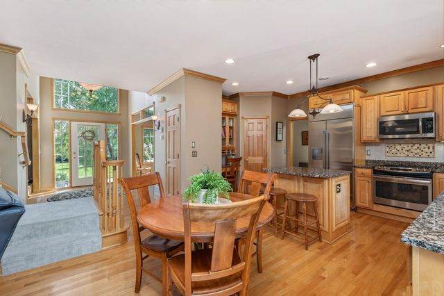 1145 Cove Circle, Minnetrista, MN 55364