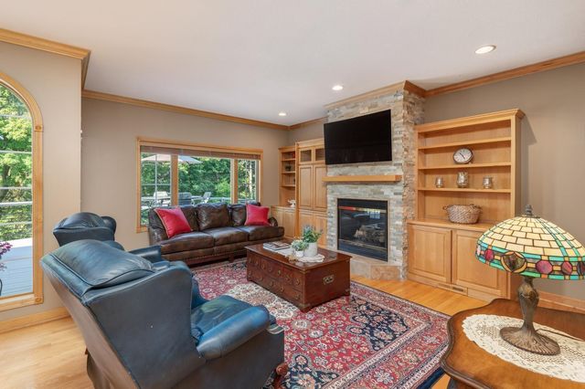 1145 Cove Circle, Minnetrista, MN 55364