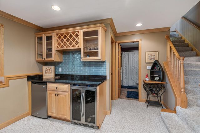 1145 Cove Circle, Minnetrista, MN 55364