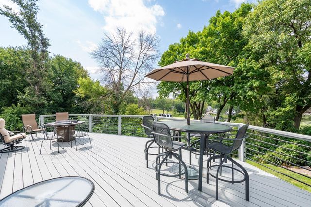 1145 Cove Circle, Minnetrista, MN 55364