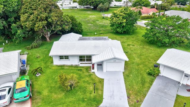 105 NW 8th Place, Boynton Beach, FL 33426