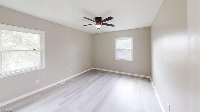 2401 Phoenix Drive, Greensboro, NC 27406