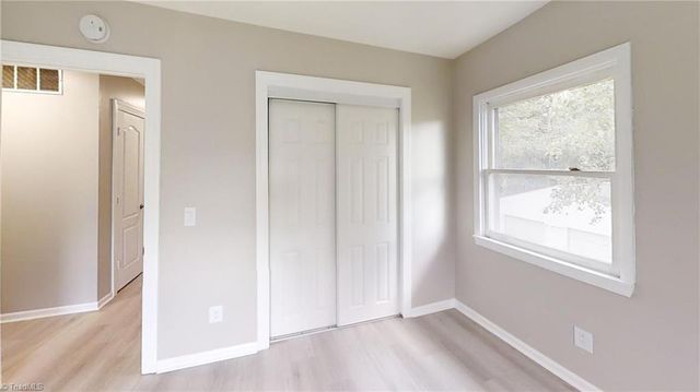 2401 Phoenix Drive, Greensboro, NC 27406