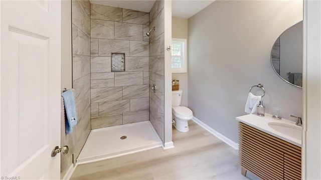 2401 Phoenix Drive, Greensboro, NC 27406