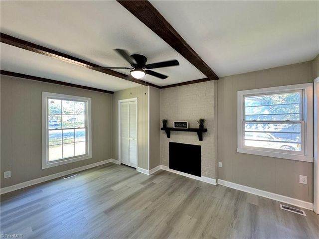 2401 Phoenix Drive, Greensboro, NC 27406