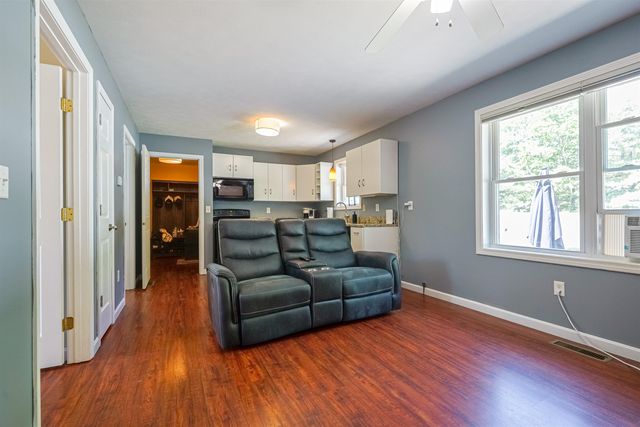 109 Baboosic Lake Road, Merrimack, NH 03054