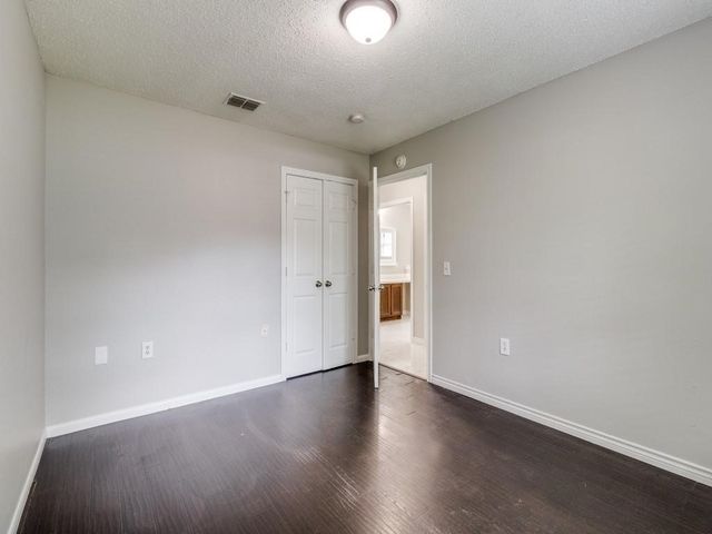 2621 Choice Street, Dallas, TX 75215