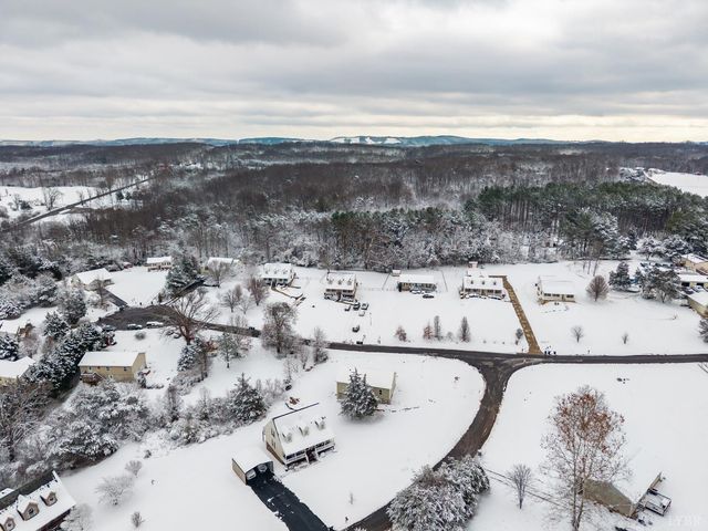 135 Yahweh Drive, Amherst, VA 24521