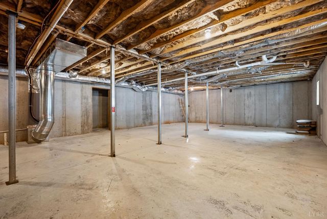 135 Yahweh Drive, Amherst, VA 24521