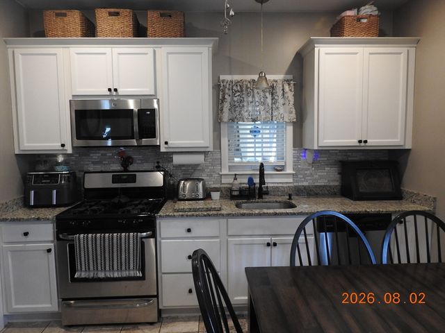 19 Water, Swansea, MA 02777