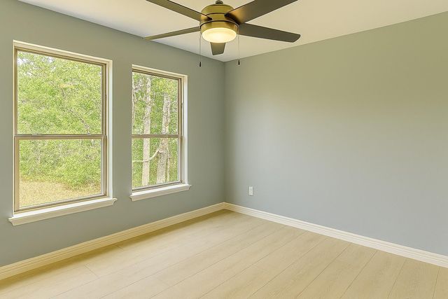 2 Mace Street, Conroe, TX 77303