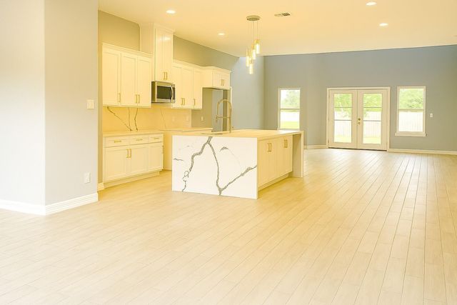 2 Mace Street, Conroe, TX 77303