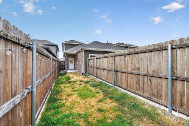 4721 Ancestry Street, Haltom City, TX 76117