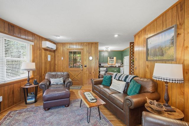 15 Salmon Road, Blairsville, GA 30012