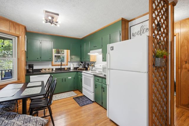 15 Salmon Road, Blairsville, GA 30012