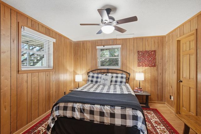 15 Salmon Road, Blairsville, GA 30012