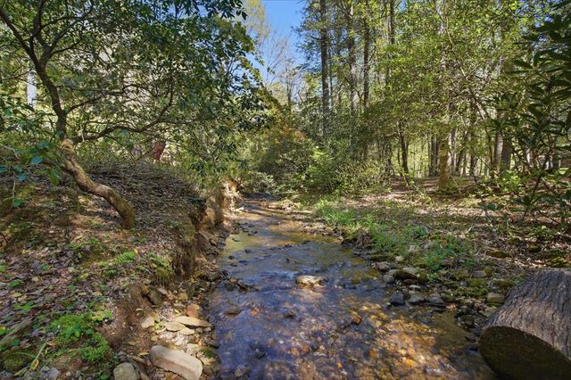 15 Salmon Road, Blairsville, GA 30012