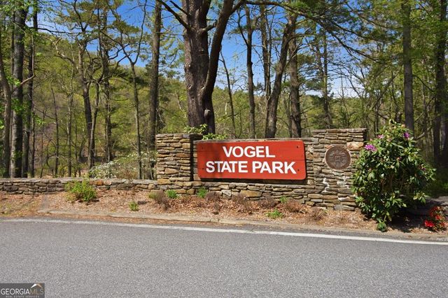 15 Salmon Road, Blairsville, GA 30012
