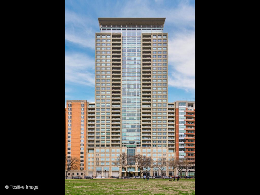250 E Pearson Street 1903, Chicago, IL 60611 — exterior