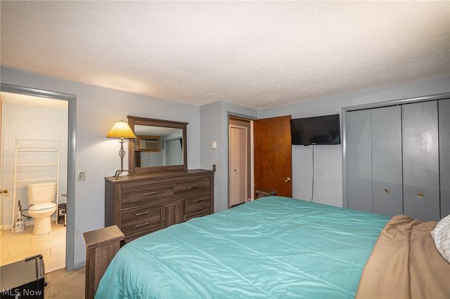 6243 Rosebelle Avenue, North Ridgeville, OH 44039