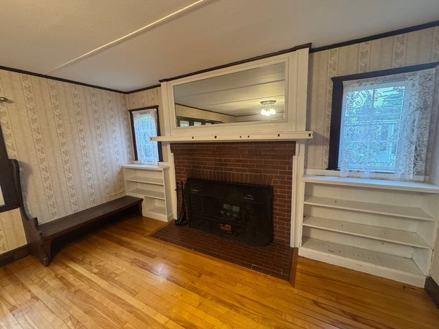 22 Fernwood Avenue, Haverhill, MA 01835