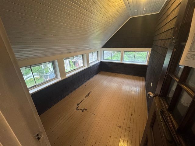 22 Fernwood Avenue, Haverhill, MA 01835