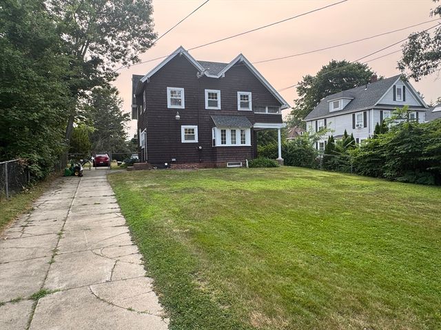 22 Fernwood Avenue, Haverhill, MA 01835