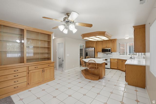 8791 S LONG DR DR, West Jordan, UT 84088