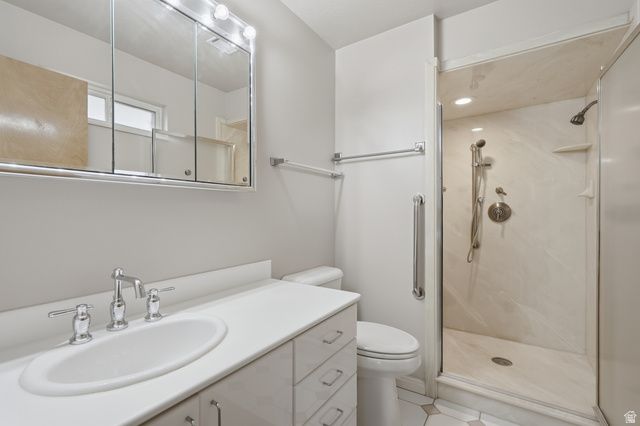 8791 S LONG DR DR, West Jordan, UT 84088