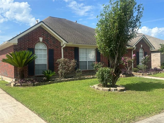 3519 Dry Creek Drive, Pasadena, TX 77505