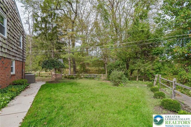 3105 Sussex Road, Salisbury Twp, PA 18103