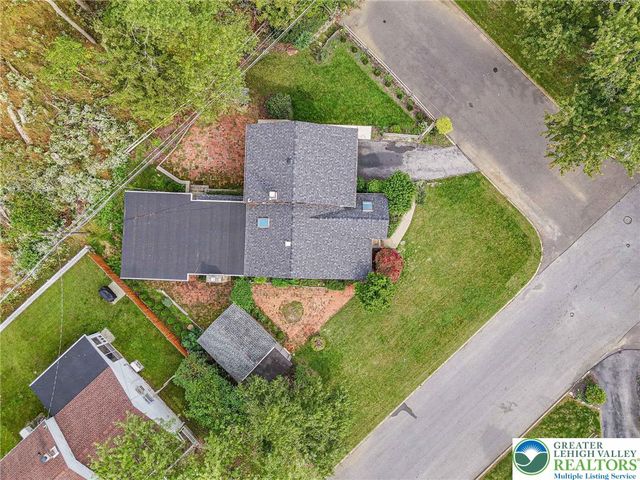 3105 Sussex Road, Salisbury Twp, PA 18103