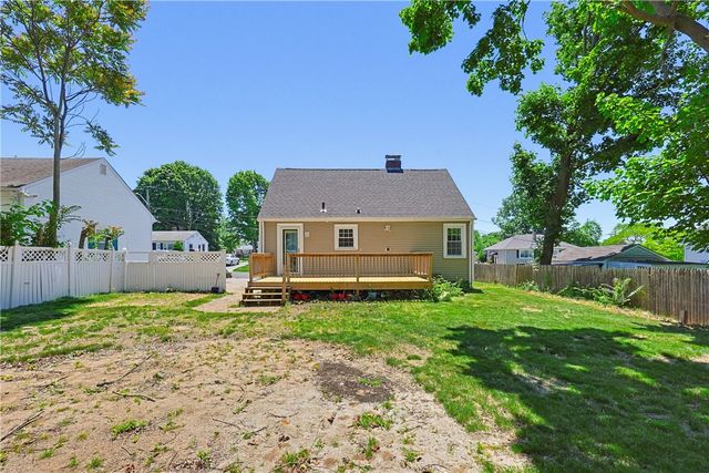 14 jenks Street, East Providence, RI 02914