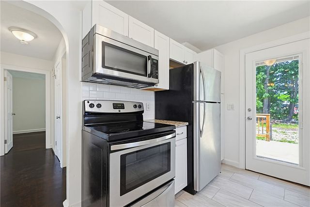 14 jenks Street, East Providence, RI 02914