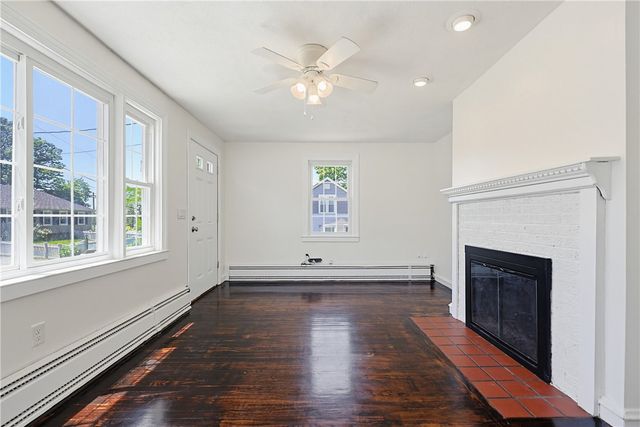 14 jenks Street, East Providence, RI 02914