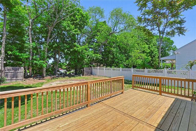 14 jenks Street, East Providence, RI 02914