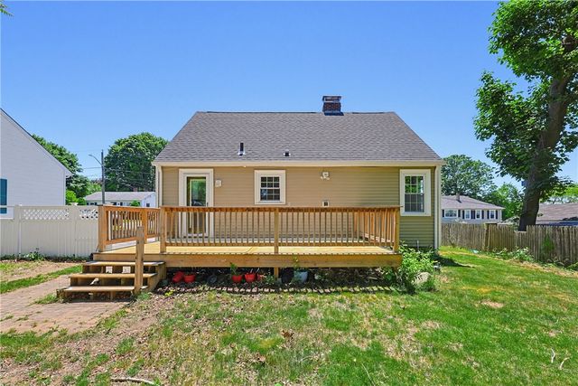 14 jenks Street, East Providence, RI 02914