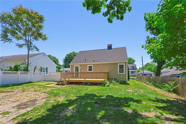 14 jenks Street, East Providence, RI 02914