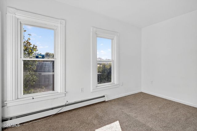 365 4th Street, Troy, NY 12180