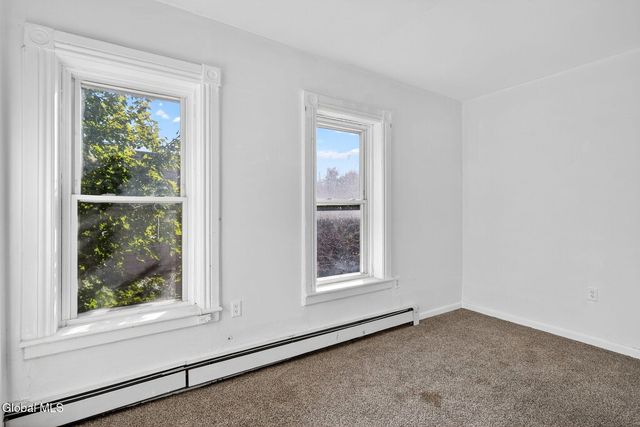 365 4th Street, Troy, NY 12180