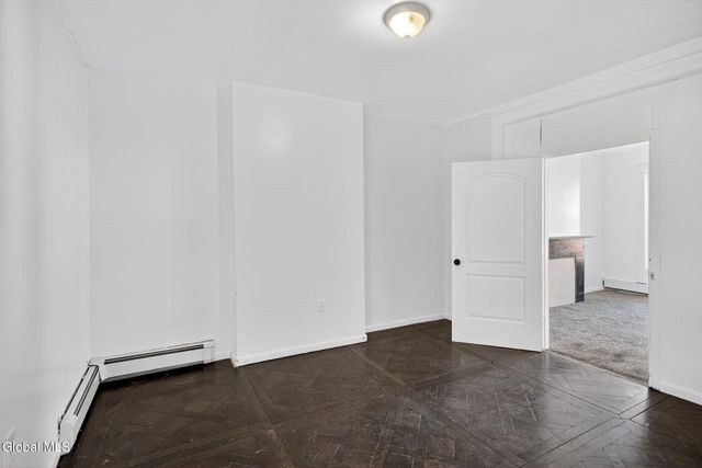 365 4th Street, Troy, NY 12180