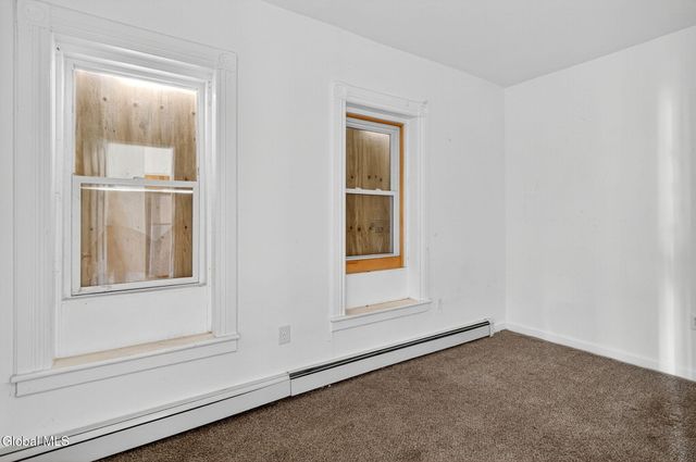 365 4th Street, Troy, NY 12180