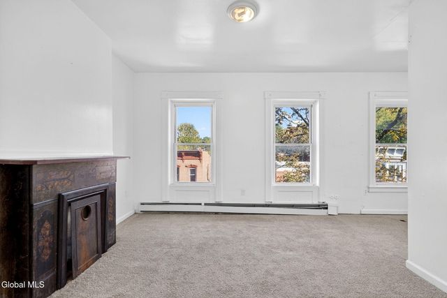 365 4th Street, Troy, NY 12180