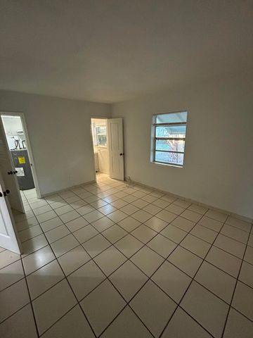 1002 SW 28th Street, Fort Lauderdale, FL 33315